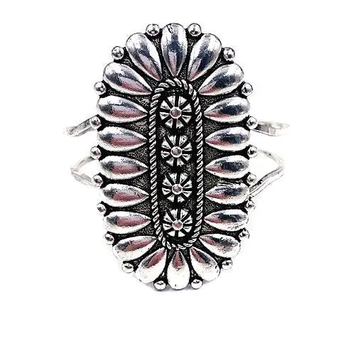 Western Oval Flower Bracelet